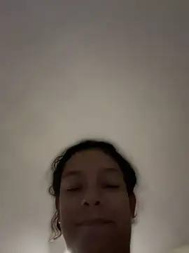 allybluee777's Live XXX Chat