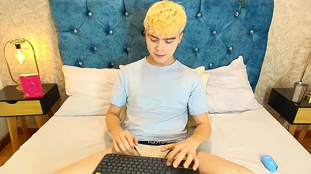 Ian_Stone Chat XXX live