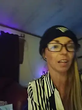 cammyquart's Live XXX Chat