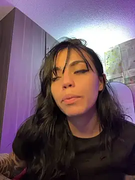 i_am_nina_ – Live XXX-chat