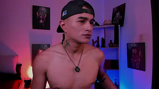 LiamDeeps live XXX chat