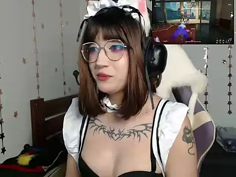 Chat +18 de TsukiNeko_uwu ao vivo