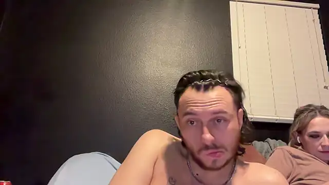 hungandcloudyn Live XXX chat