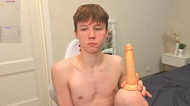 צ'אט XXX בשידור חי של cuMte_boy