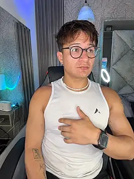 Hassbyd Live XXX Chat