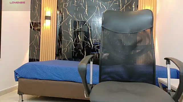 ValeriHot_1のライブXXXチャット