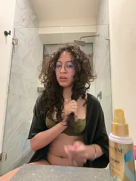צ'אט XXX בשידור חי של alicatcua_1