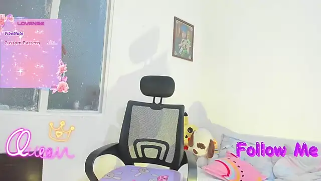 צ'אט XXX בשידור חי של litle_mily_