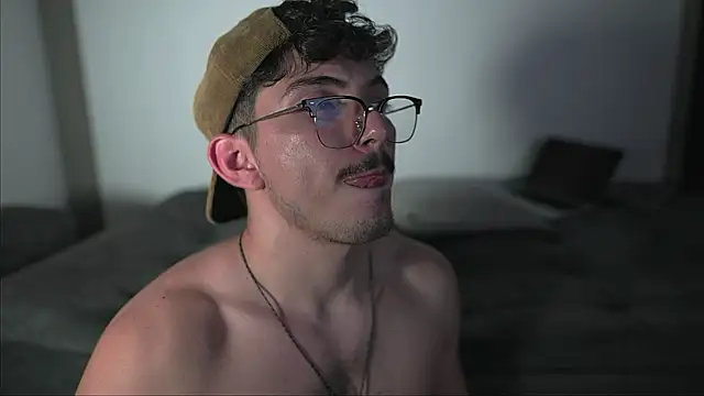 simoon_01 Chat XXX live
