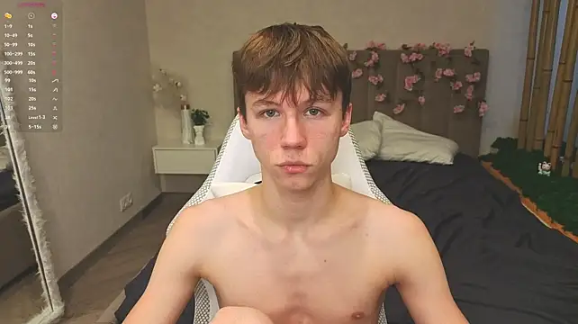 cuMte_boy: онлайн-секс-чат