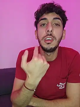 Chatroom XXX en direct de LeoyNicky98