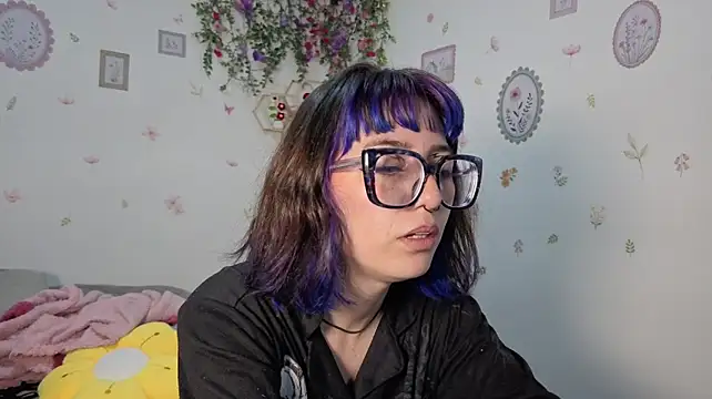 XXX chat uživo modela TheMiaDoll