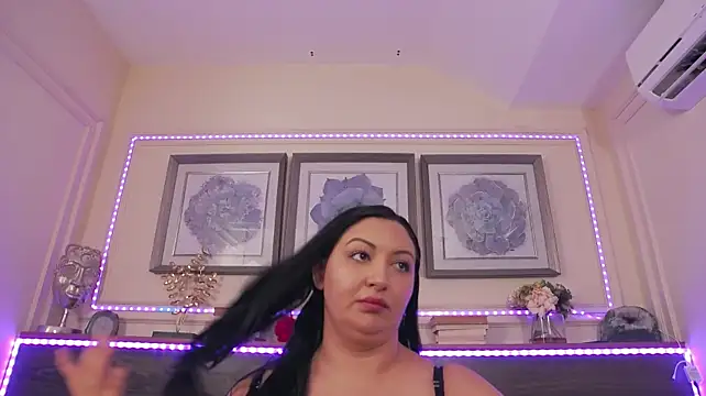 BustyEva_ Live XXX-chat