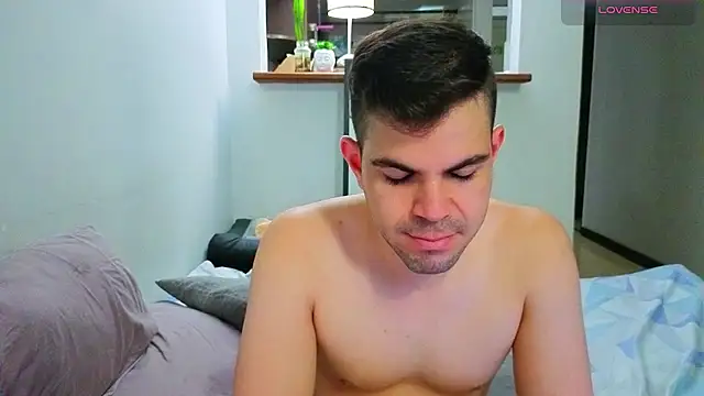 Matiashorney লাইভ XXX চ্যাট