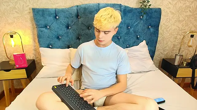 Ian_Stone Live XXX-chat