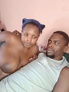 צ'אט XXX בשידור חי של Dandelion_enigman