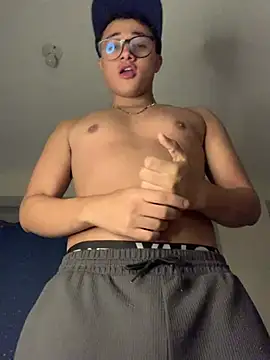 Adonibaskerville4 webkamerás műsora