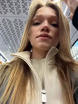 StreetSquirt Chat XXX live