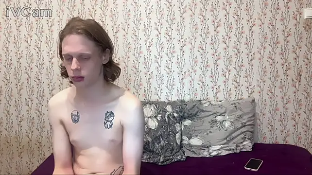 Chat +18 de Crystal_Love_Porn ao vivo
