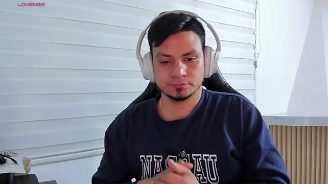Rick_Adams 现场XXX聊天