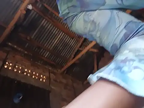 holygrail001's Live XXX Chat