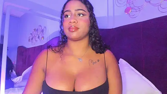 Sofi_Fox_ Live XXX-Chat