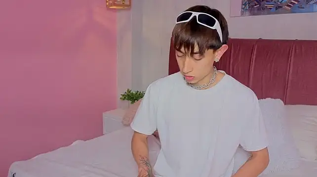 caos_mood Adlı Modelin Canlı XXX Sohbeti