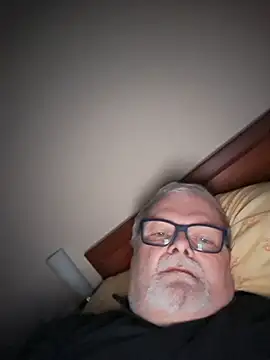 petvarad's Live XXX Chat