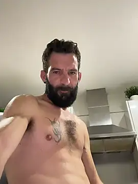 Michel_huge Live XXX-chat