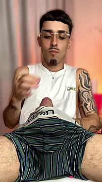 NikoStone_ live XXX chat