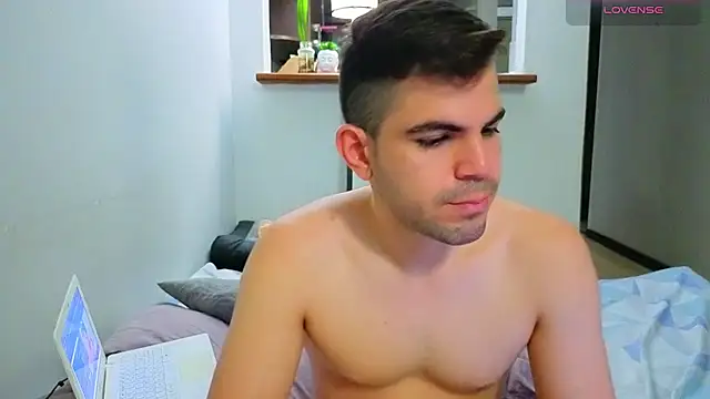 Matiashorney Live XXX-Chat