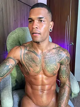 blackboy-strong – Naživo XXX chat