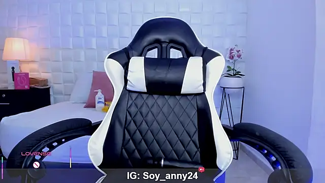 anny_rouse24: απευθείας συνομιλία ΧΧΧ