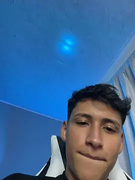 SantiLux_のライブXXXチャット