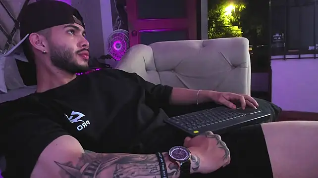 XXX chat uživo modela Vincentblack