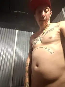 TuzdayG Chat XXX live