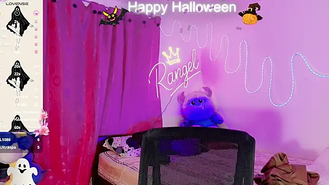 MICAELA_RANGELL_'s Live XXX Chat