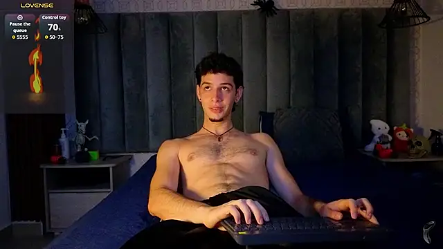 Онлайн чат XXX isaacblaze_