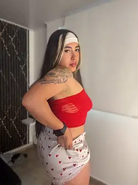 צ'אט XXX בשידור חי של ManuelaVeeleez