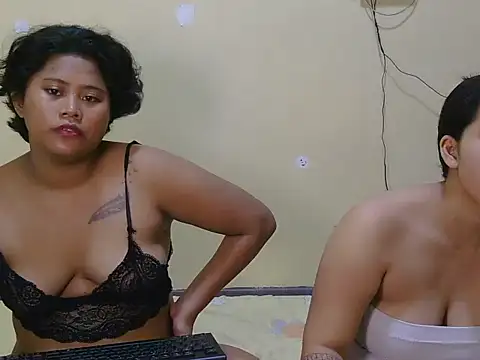 TwinityX লাইভ XXX চ্যাট