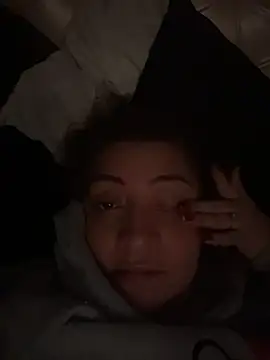 XXX chat uživo modela officialrosevelvett