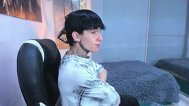 Онлайн чат XXX Cry_thereal