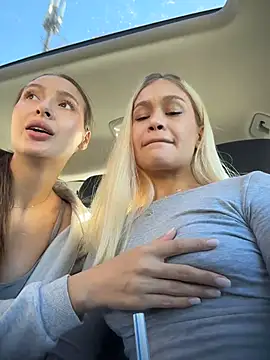 Coconut_milk's Live XXX Chat