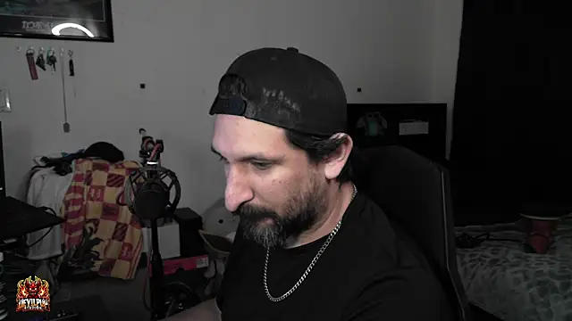 Chat XXX en directo de DevilPup75_