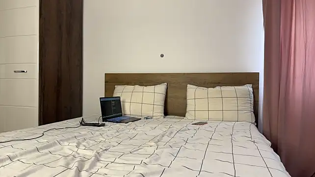 MathiasRay Live XXX-chat