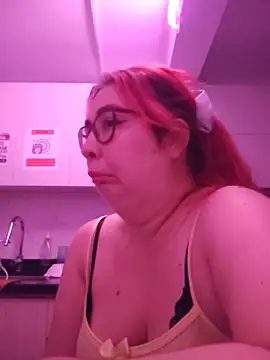 Chat +18 de chloe_prg ao vivo