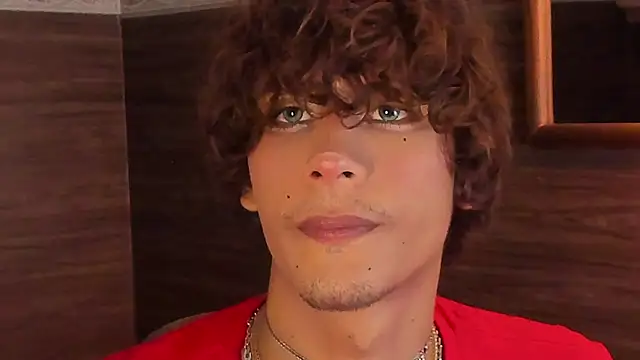 derek_blake XXX чат на живо