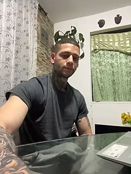 Онлайн чат XXX michael_fx1