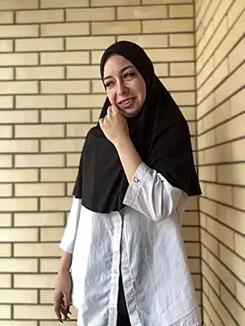 LynaFrost Adlı Modelin Canlı XXX Sohbeti