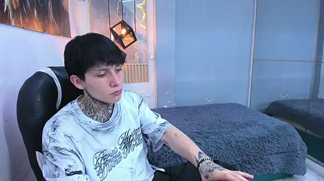Czat XXX na żywo – Cry_thereal